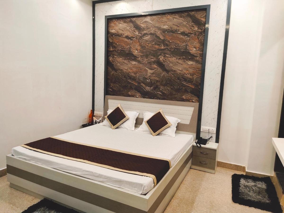 Hotel The Shree Jee Palace Mirzāpur المظهر الخارجي الصورة