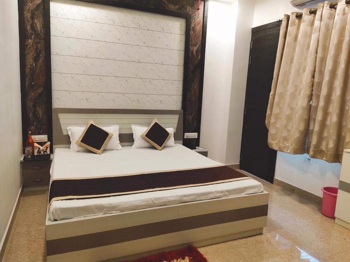 Hotel The Shree Jee Palace Mirzāpur المظهر الخارجي الصورة