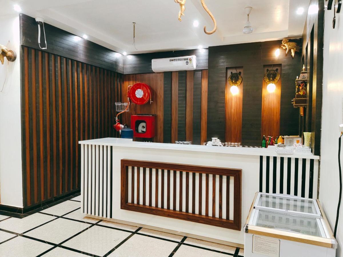 Hotel The Shree Jee Palace Mirzāpur المظهر الخارجي الصورة