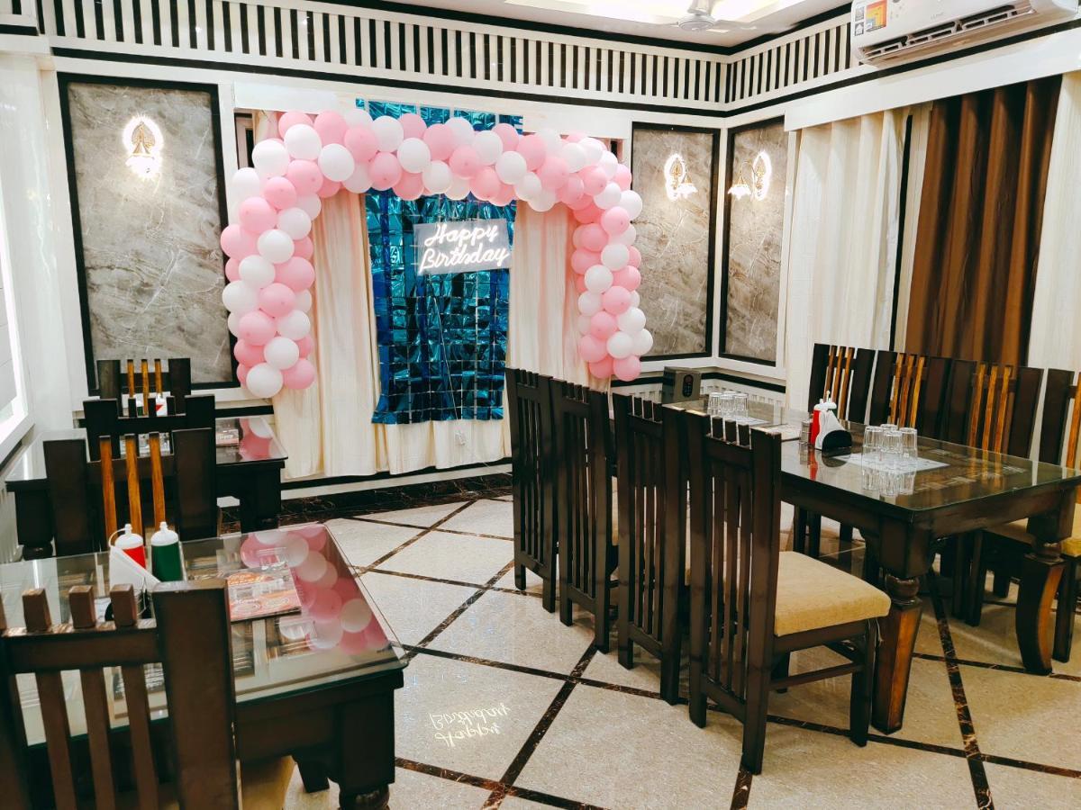 Hotel The Shree Jee Palace Mirzāpur المظهر الخارجي الصورة