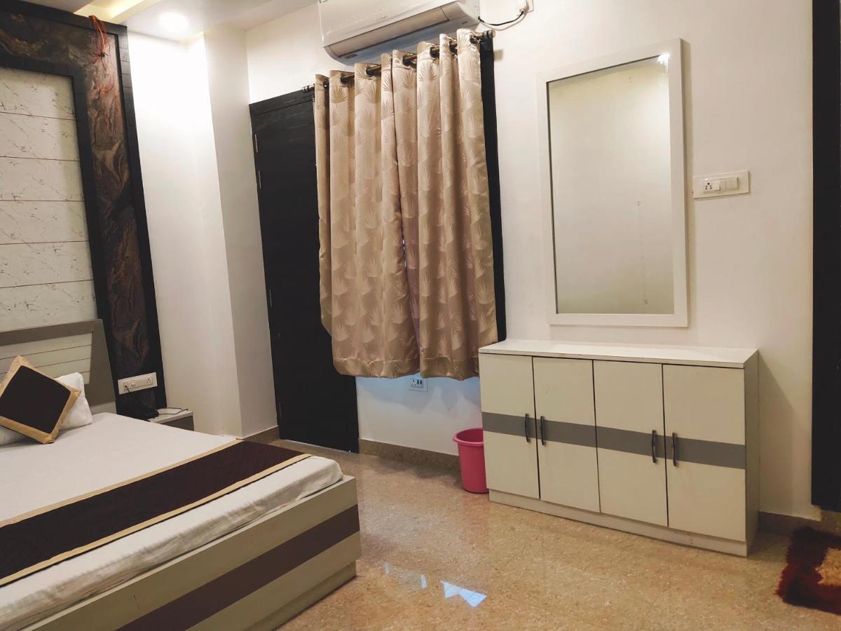 Hotel The Shree Jee Palace Mirzāpur المظهر الخارجي الصورة