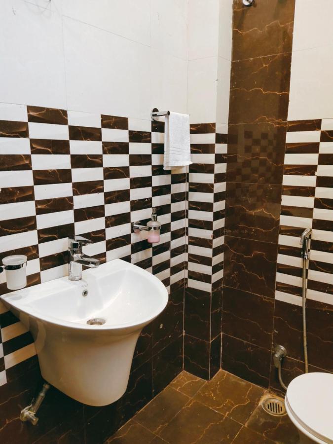 Hotel The Shree Jee Palace Mirzāpur المظهر الخارجي الصورة