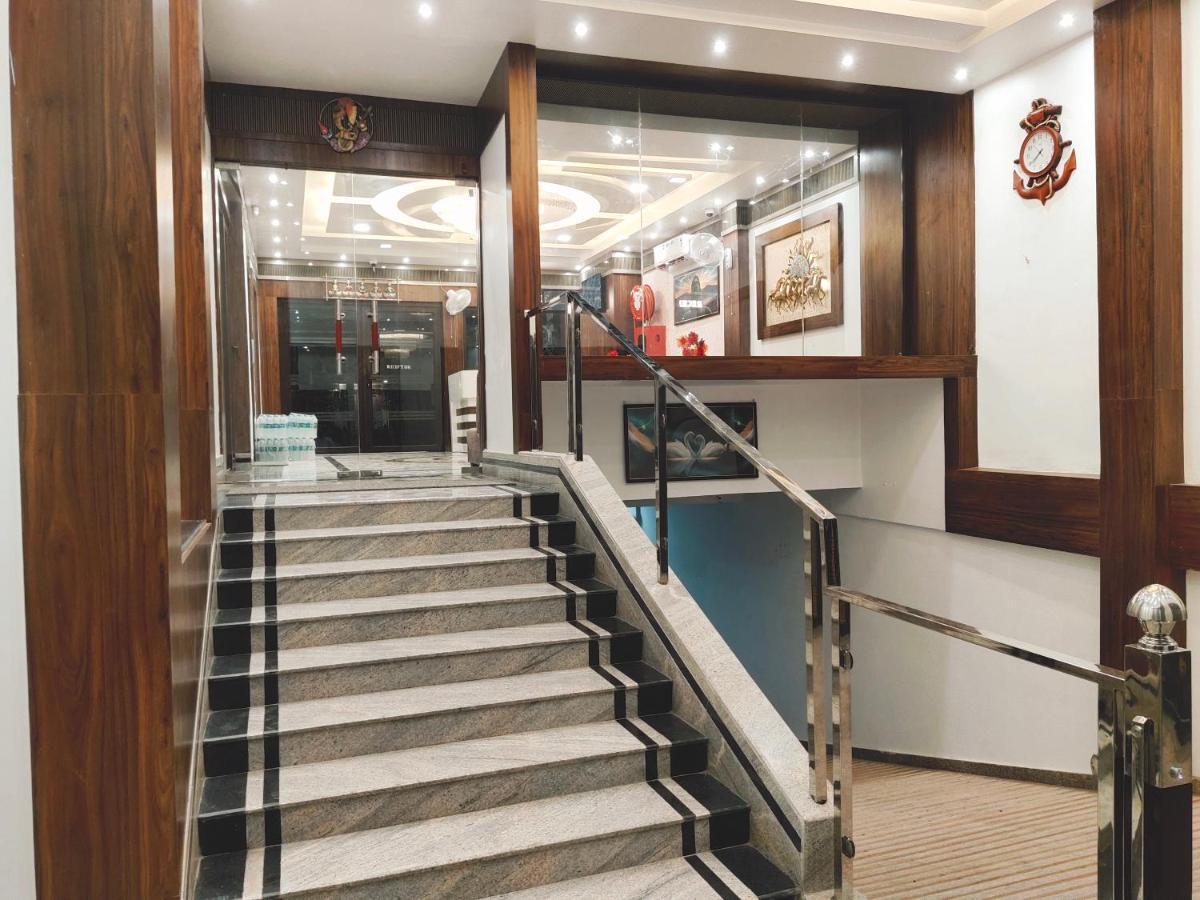 Hotel The Shree Jee Palace Mirzāpur المظهر الخارجي الصورة