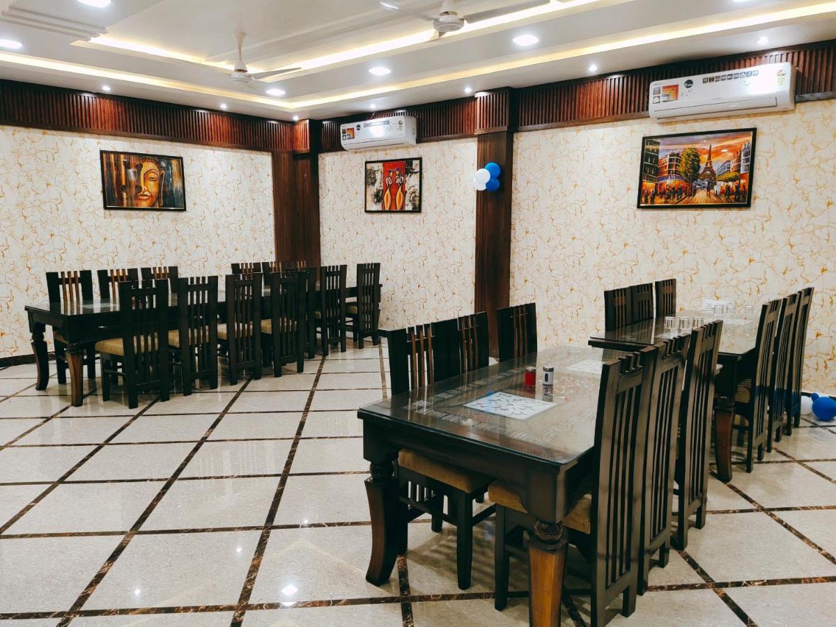Hotel The Shree Jee Palace Mirzāpur المظهر الخارجي الصورة