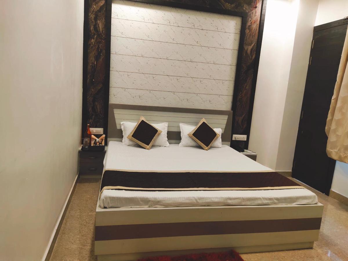 Hotel The Shree Jee Palace Mirzāpur المظهر الخارجي الصورة
