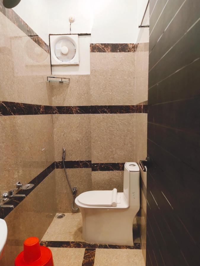 Hotel The Shree Jee Palace Mirzāpur المظهر الخارجي الصورة