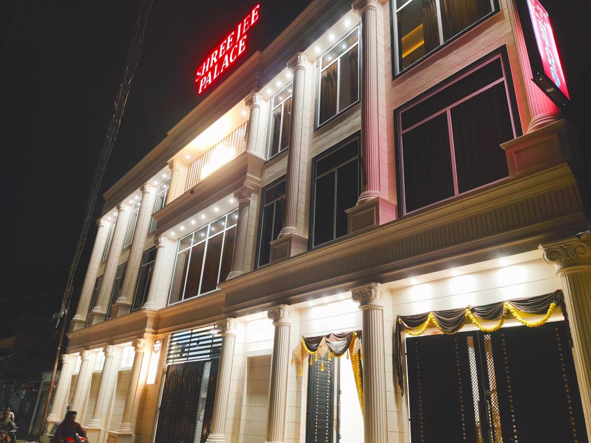 Hotel The Shree Jee Palace Mirzāpur المظهر الخارجي الصورة